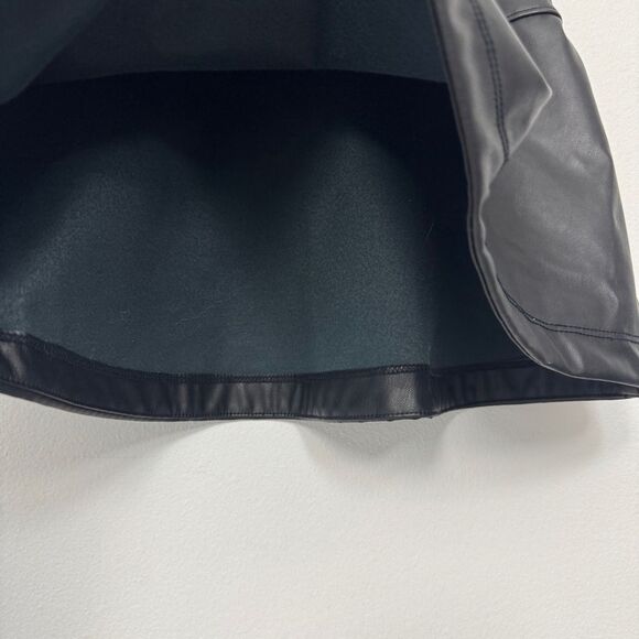 Crewcuts J.Crew Faux Black Leather Skirt size Zip Size 6 - Picture 5 of 6